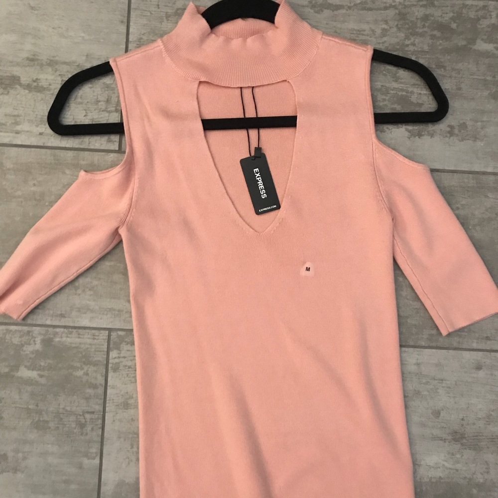 Ribbed Cold Shoulder Cut-Out Choker Sweater